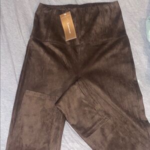 Brown High-Waisted Leggings